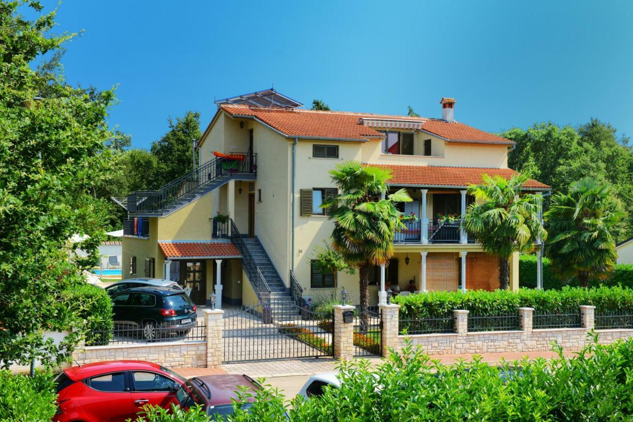 Apartments Pilic Rosini Exterior foto